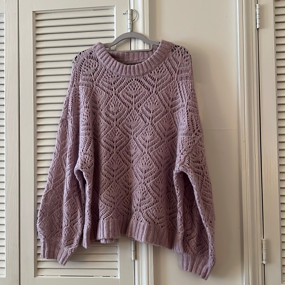 AE Lavender Crocheted Sweater with Balloon Sleeves XL 💜